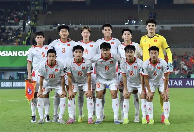 Các phương thức thanh toán đa dạng tại Helo888 cổng game chính thức, bao gồm logo ngân hàng và ví điện tử, thể hiện tốc độ giao dịch nhanh chóng và dịch vụ hỗ trợ khách hàng.